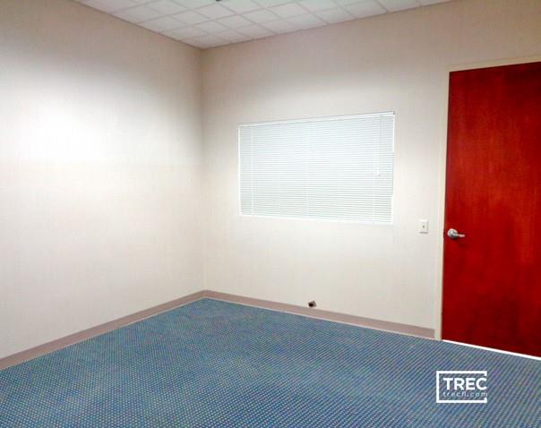 Convenient Commercial Office